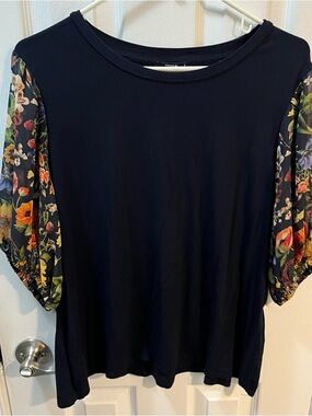 Tahari Woman Blue Top with Multicolor Floral Puff Sheer Sleeves Size 1X